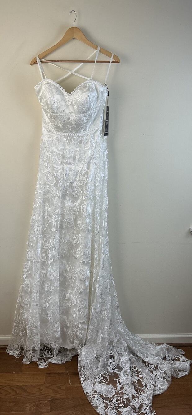 Ryanth White Rose Lace Wedding Dress Womens Sz 8 Low Back Strapy Train Romantic